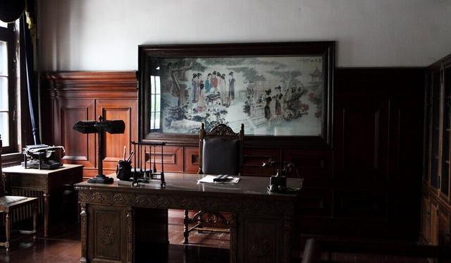 开云体育app下载-张学良到了晚年才吐露心声：我这辈子从来不信迷信，然而在老虎厅除掉杨宇霆之后，我却不得不改变想法