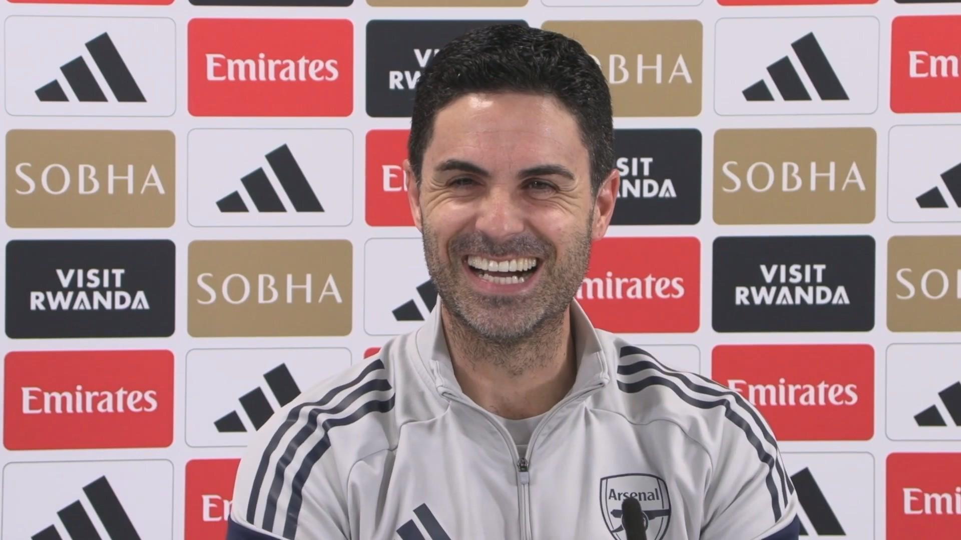 开云官网-阿尔特塔：我能不能在这个时代踢球？可以啊，但只能踢9号位