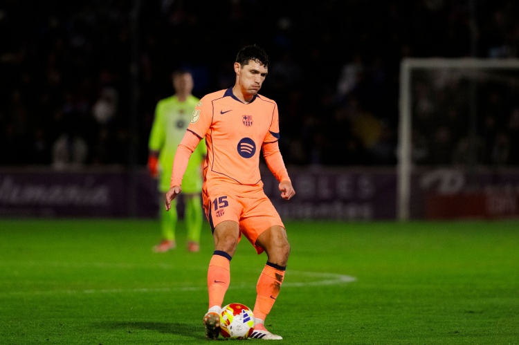 开云官网-马卡：巴萨为滕森提供两年续约合同，薪水与其出战场次挂钩