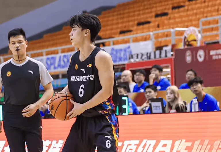 CUBAL西南赛区：翟乾江25分，重庆师大90-76战胜澳门大学